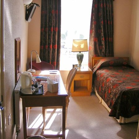 The Kings Head Hotel アバーガベニー エクステリア 写真